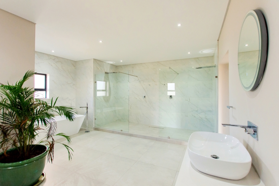 5 Bedroom Property for Sale in Myburgh Park Western Cape